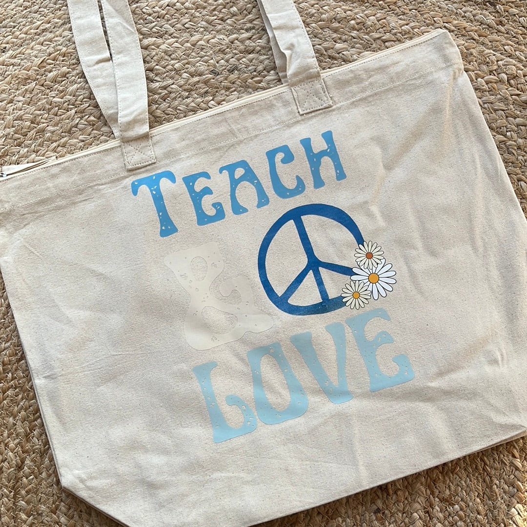 Le Sac Teach and Love